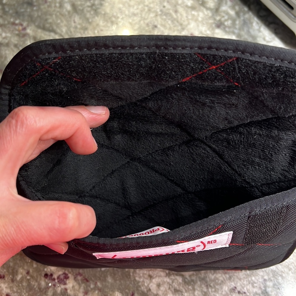 Timbuk2 Padded Tablet/E-reader Case Project Red Edition - Picture 4 of 8